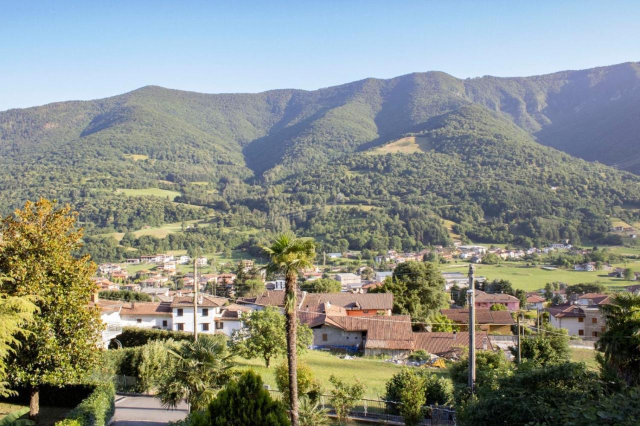 La Tana Dello Zio Gio Apartment Endine Gaiano Luaran gambar